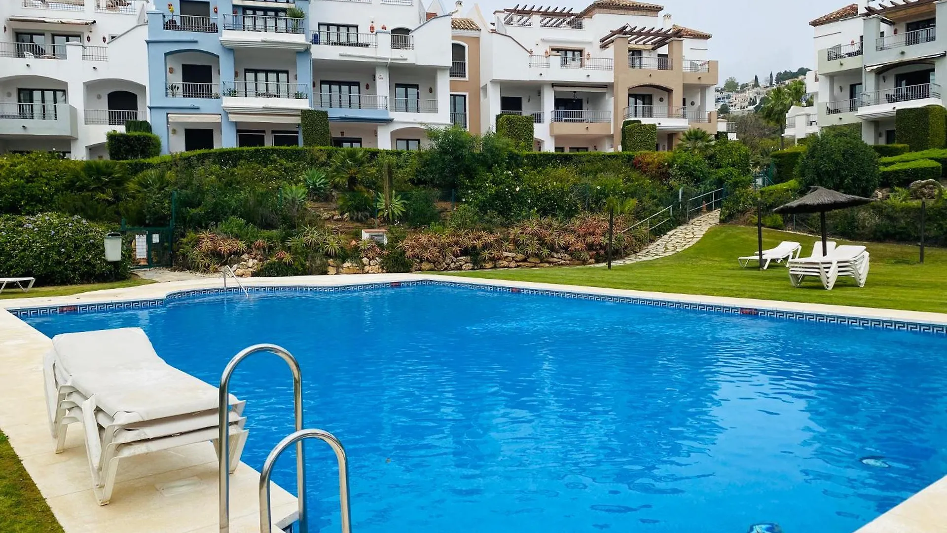 Benahavís Los Arqueros Apartment With Golf Views
